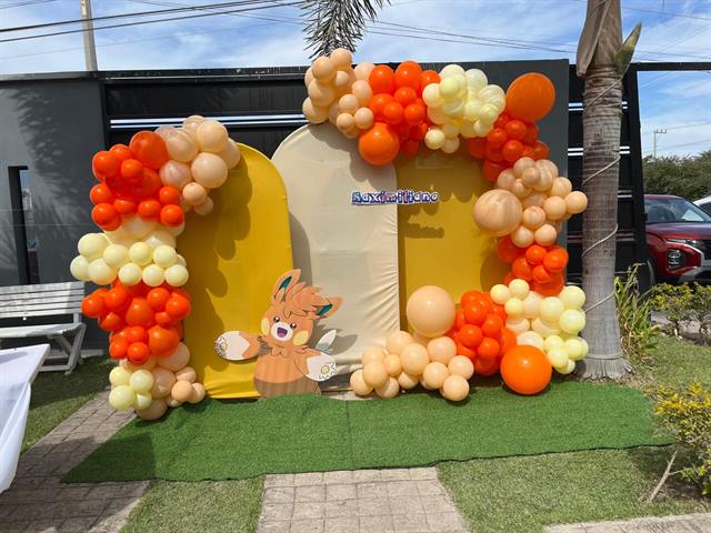 Decoración con globos para baby shower